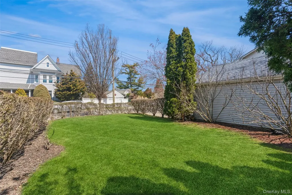 108 Hempstead Avenue Lynbrook NY 11563