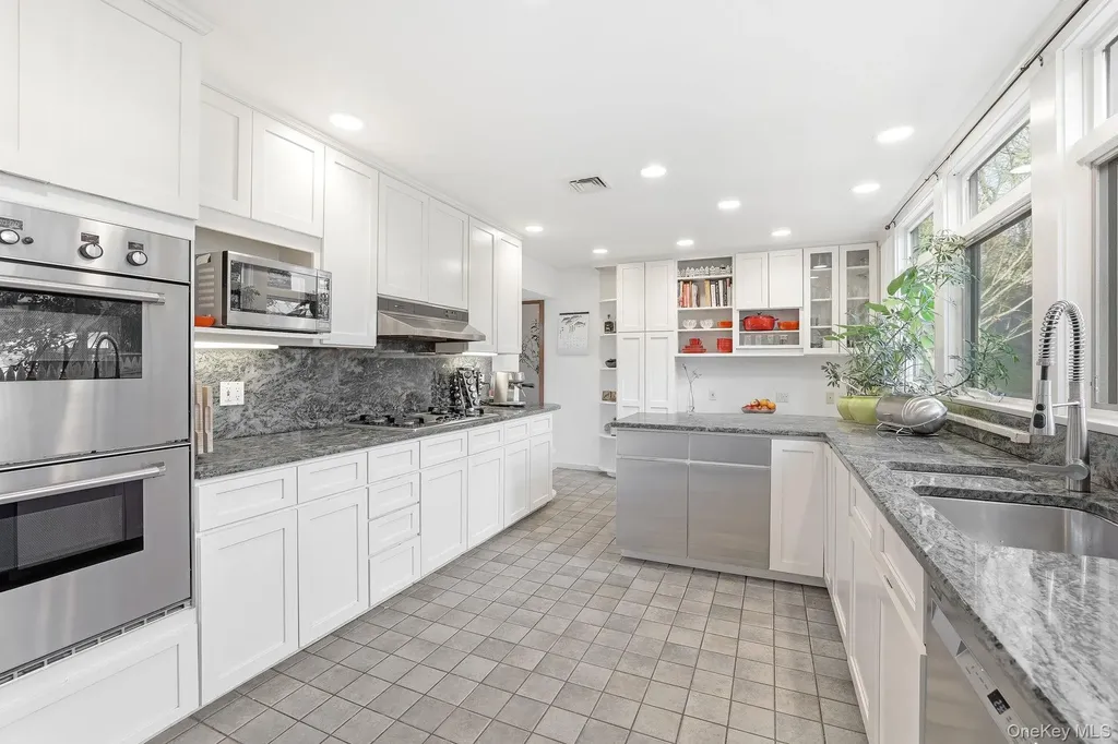 198 Judson Avenue Dobbs Ferry NY 10522