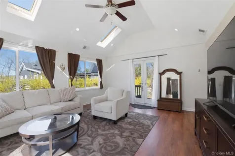 35 Highland Road Mahopac NY 10541