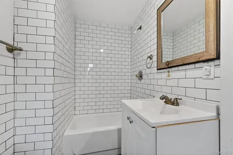 12 Perry Creek Road Washingtonville NY 10992