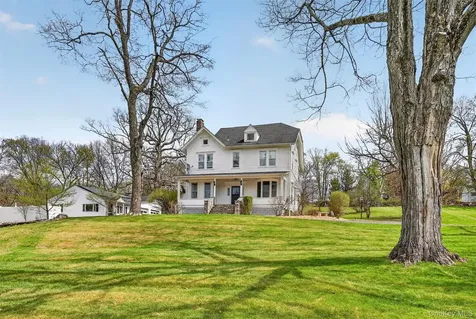 12 Perry Creek Road Washingtonville NY 10992