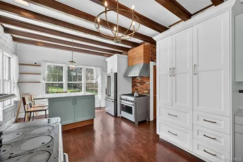 12 Perry Creek Road Washingtonville NY 10992