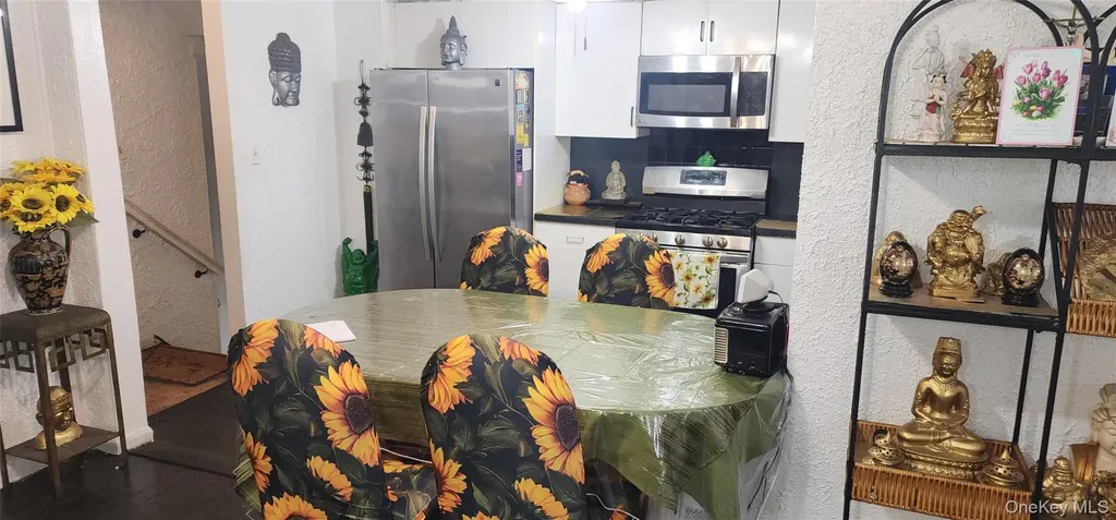 408 Howe Avenue Bronx NY 10473