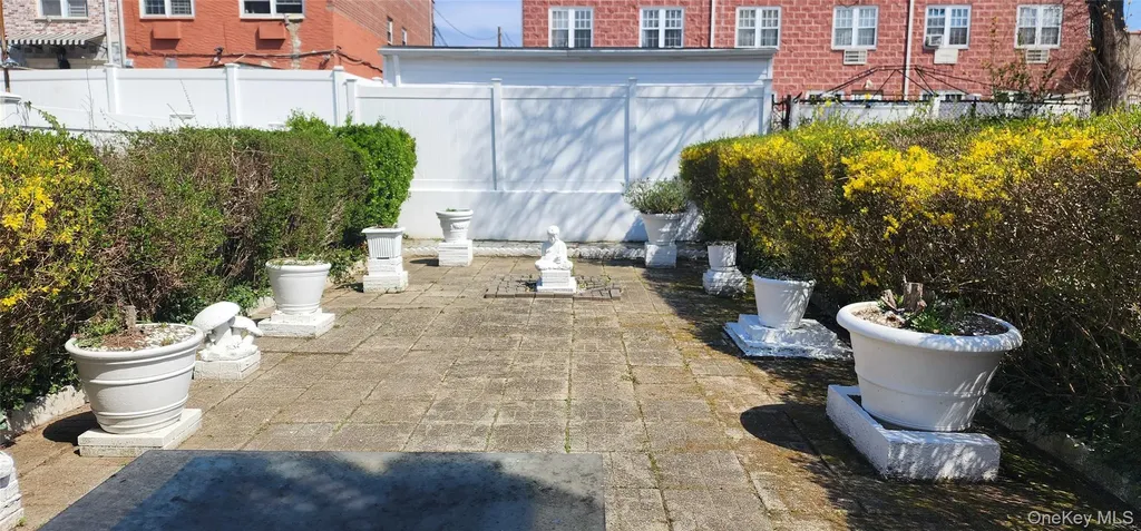 408 Howe Avenue Bronx NY 10473