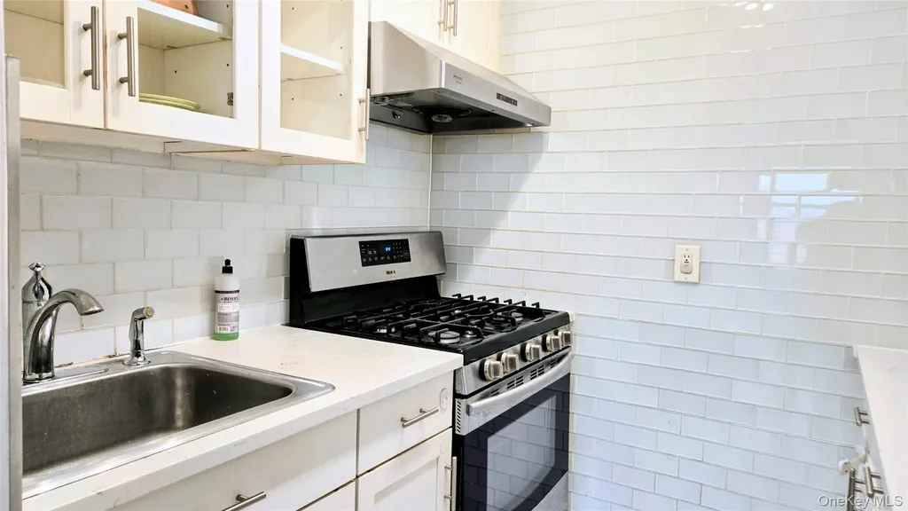 137-05 Franklin Avenue Flushing NY 11355