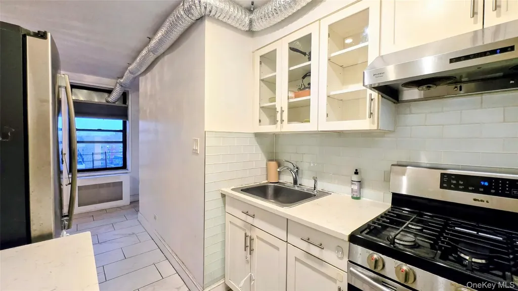 137-05 Franklin Avenue Flushing NY 11355