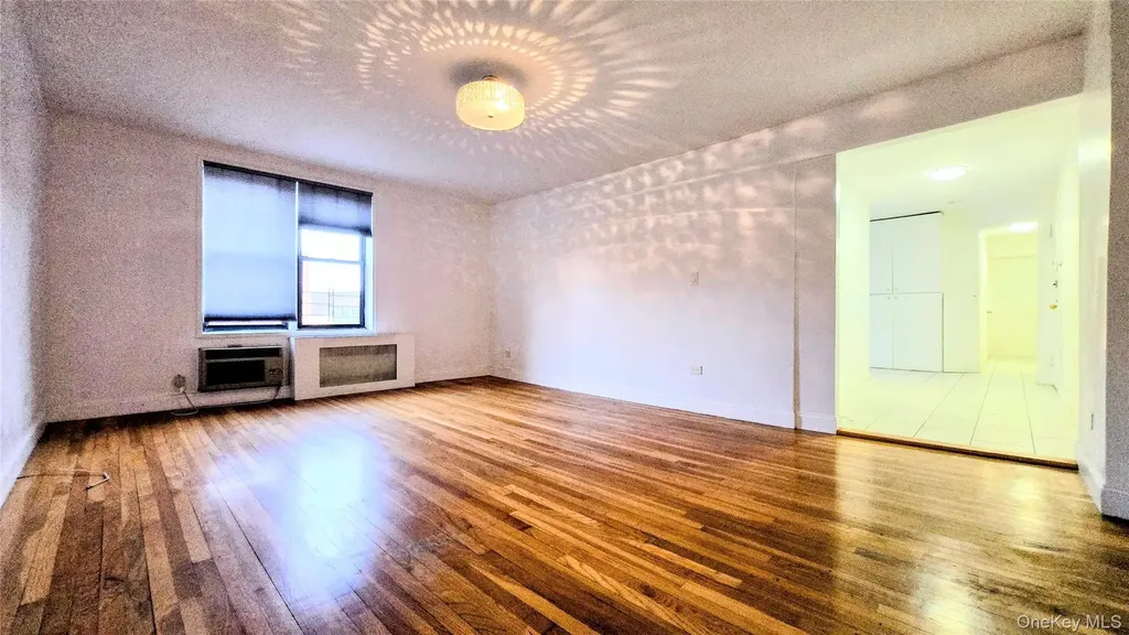 137-05 Franklin Avenue Flushing NY 11355