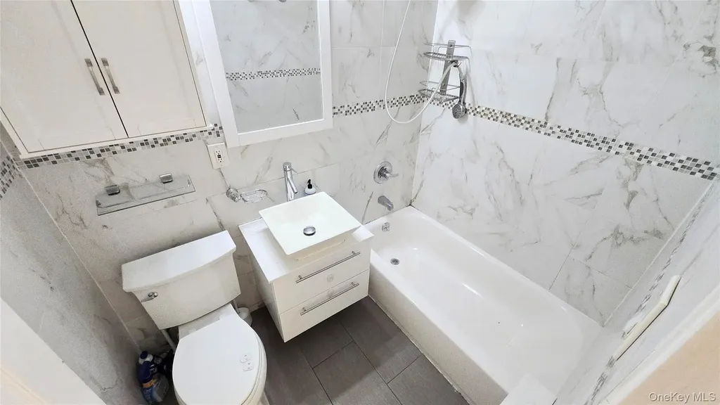 137-05 Franklin Avenue Flushing NY 11355