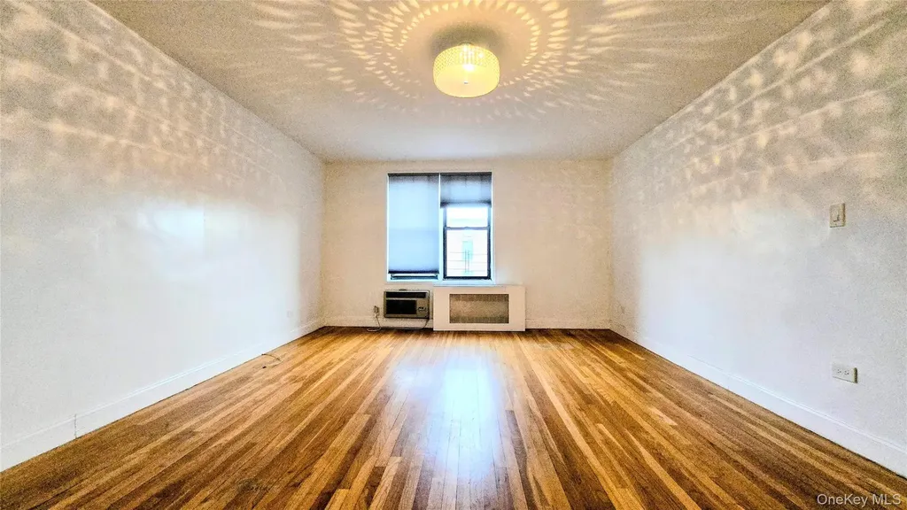 137-05 Franklin Avenue Flushing NY 11355