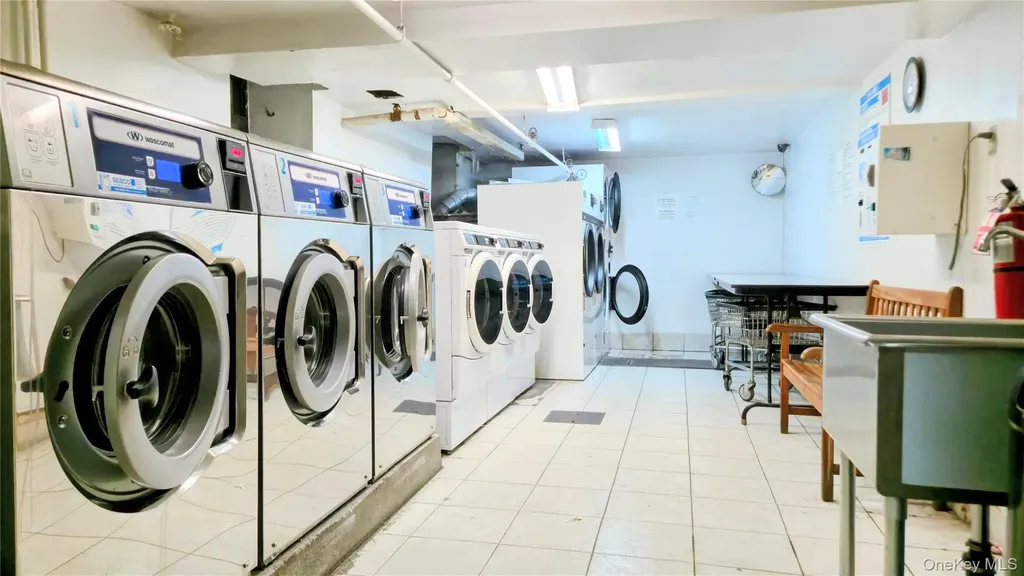 137-05 Franklin Avenue Flushing NY 11355