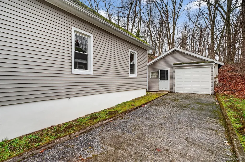 222 Bleakley Avenue Buchanan NY 10511