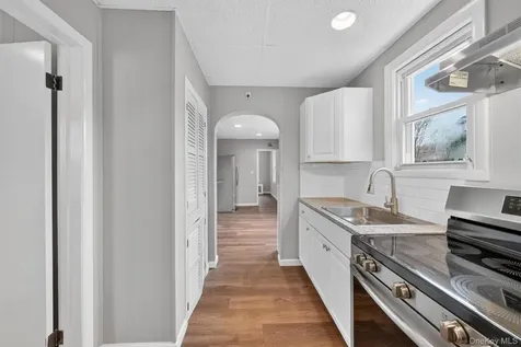 222 Bleakley Avenue Buchanan NY 10511