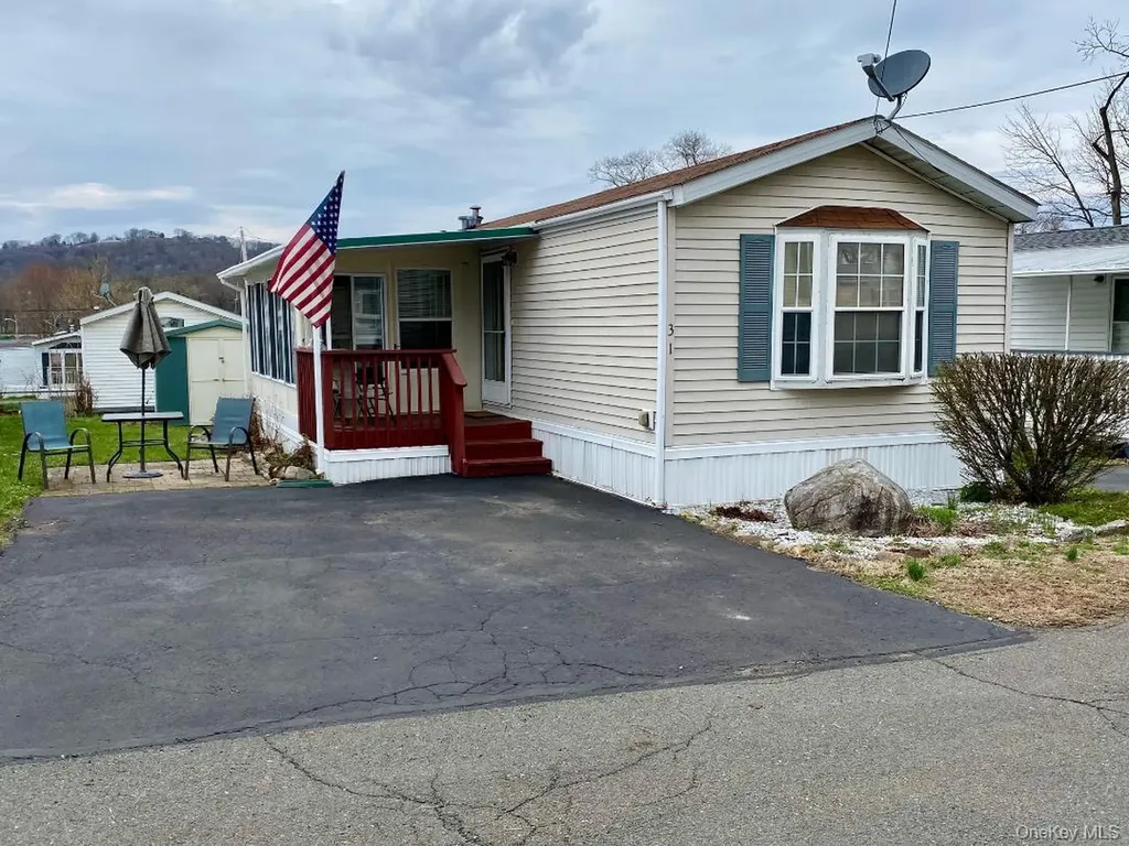 31 N Mountainview Mhp Stony Point NY 10980