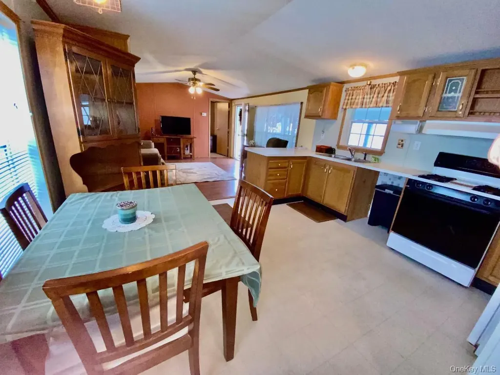 31 N Mountainview Mhp Stony Point NY 10980