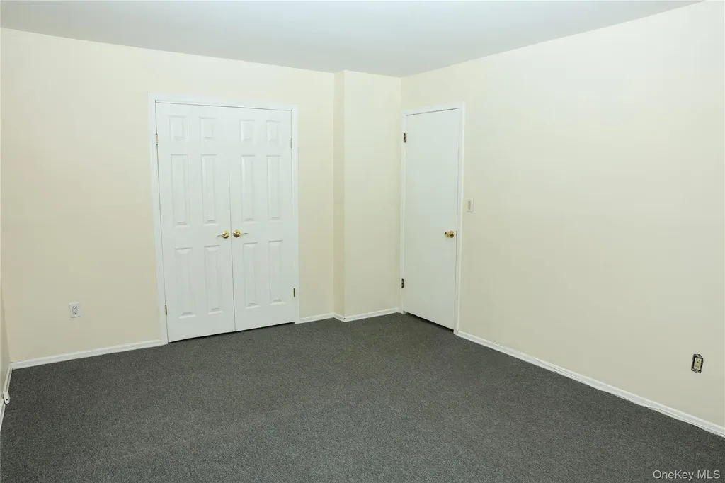 13 Regina Place Yonkers NY 10703