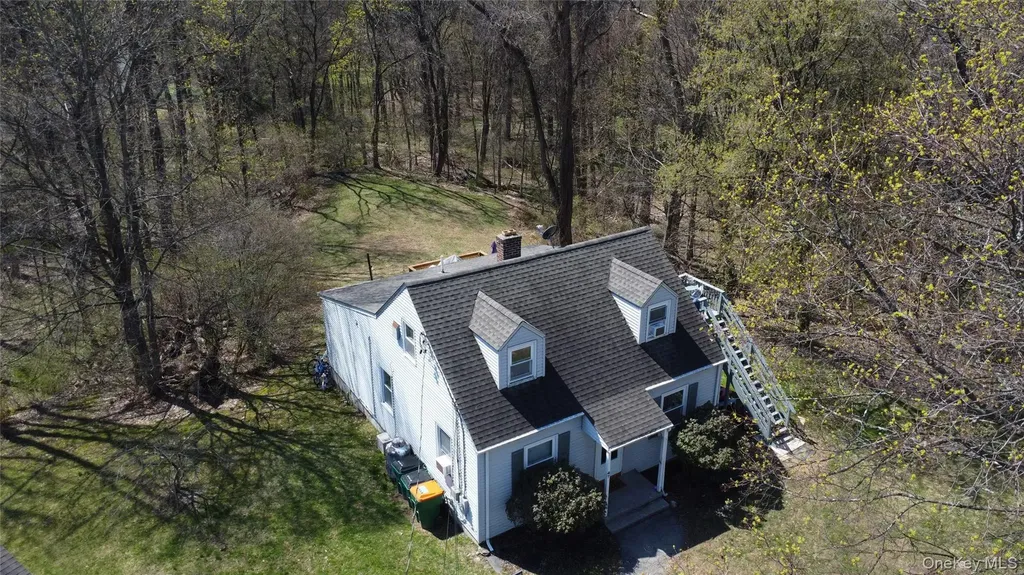 47 Kinderhook Drive Poughkeepsie NY 12603