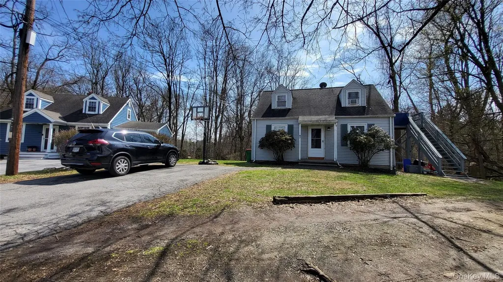 47 Kinderhook Drive Poughkeepsie NY 12603