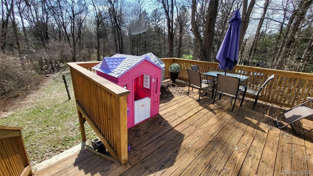 47 Kinderhook Drive Poughkeepsie NY 12603