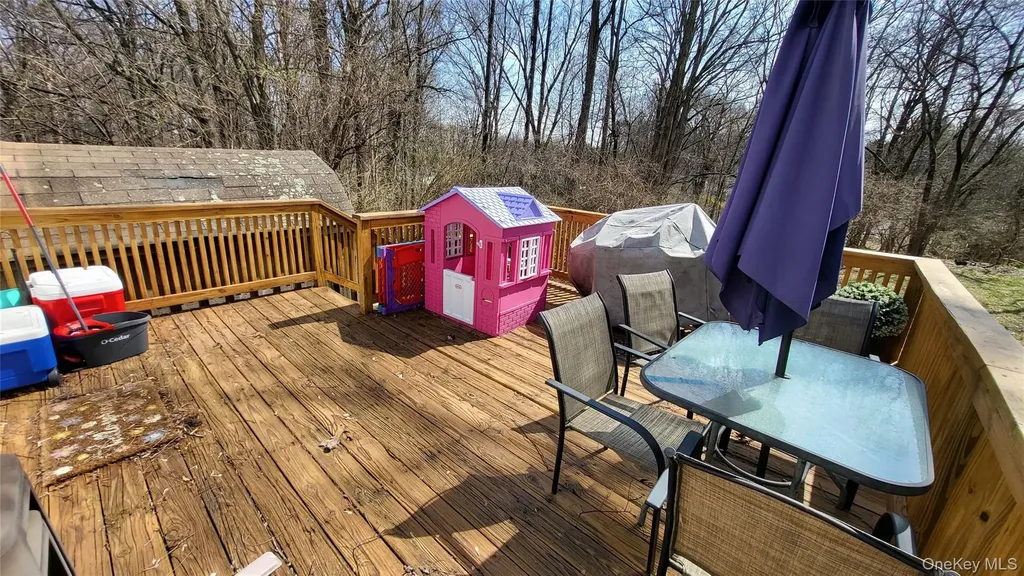 47 Kinderhook Drive Poughkeepsie NY 12603
