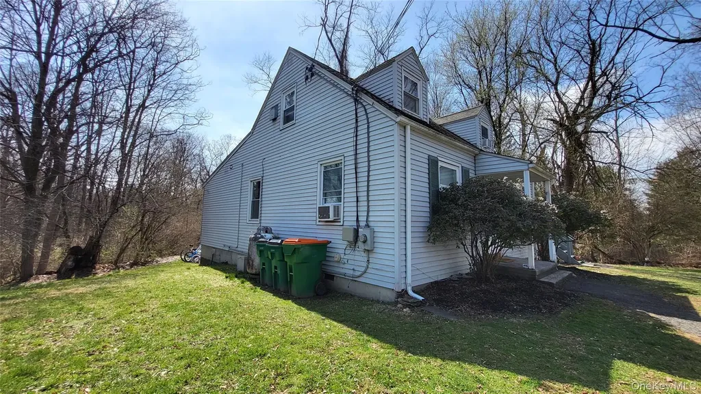 47 Kinderhook Drive Poughkeepsie NY 12603