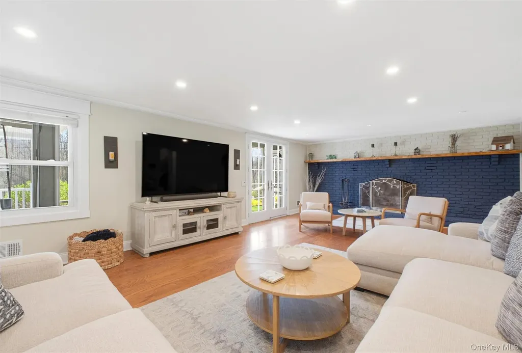 11 Crafts Road Carmel NY 10512