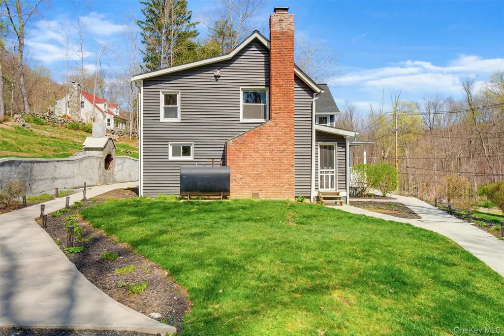 11 Crafts Road Carmel NY 10512