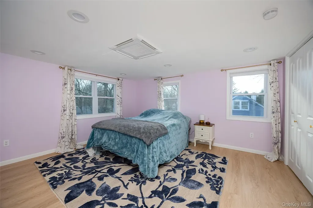 6 Gale Drive Poughkeepsie NY 12603
