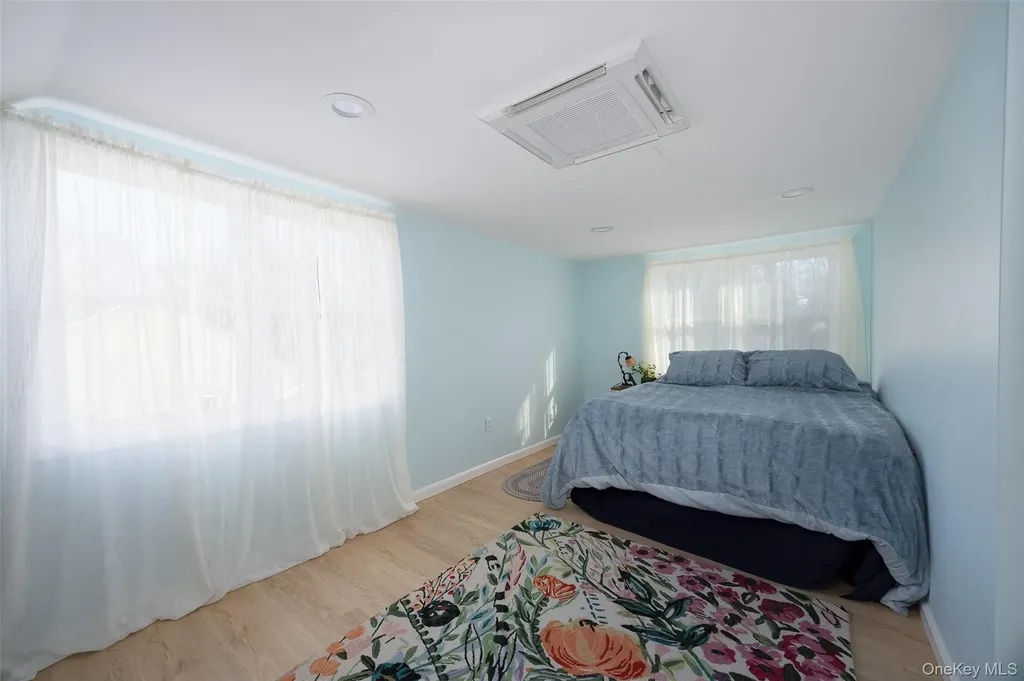 6 Gale Drive Poughkeepsie NY 12603