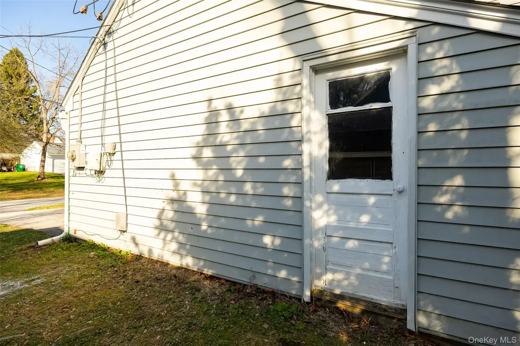 6 Gale Drive Poughkeepsie NY 12603