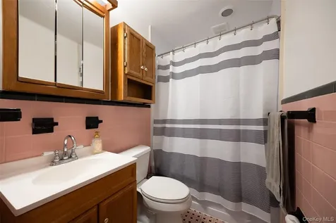 6 Gale Drive Poughkeepsie NY 12603