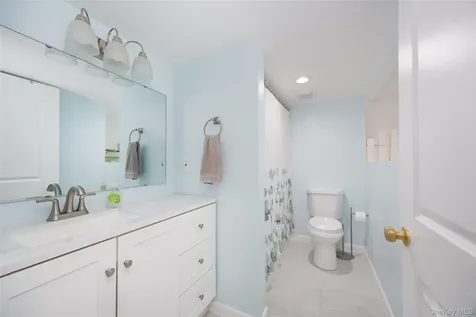 6 Gale Drive Poughkeepsie NY 12603