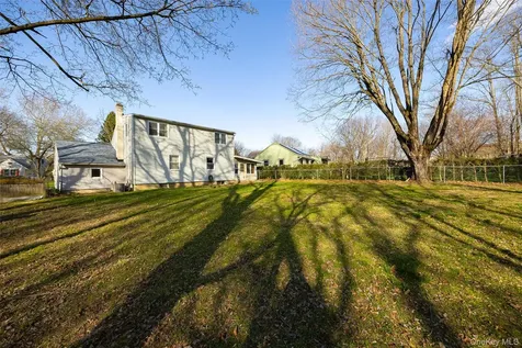 6 Gale Drive Poughkeepsie NY 12603