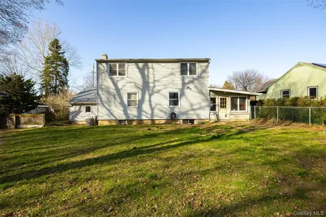 6 Gale Drive Poughkeepsie NY 12603