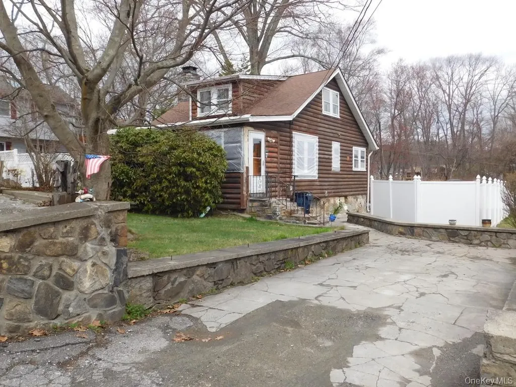 219 Willow Drive Mahopac NY 10541