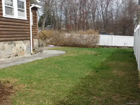 219 Willow Drive Mahopac NY 10541