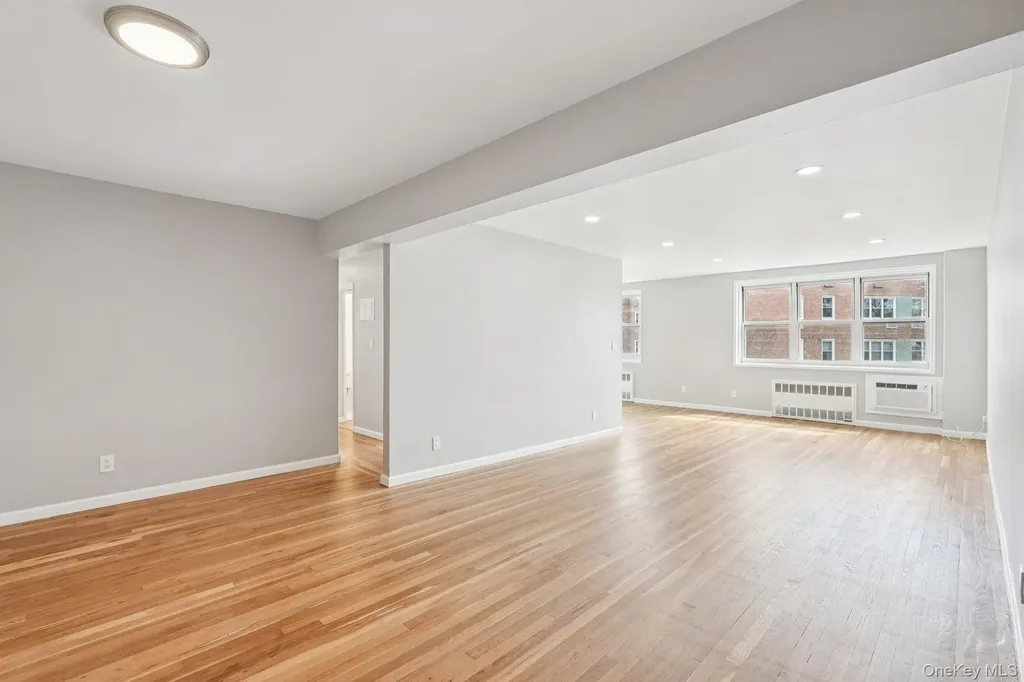 98 Dehaven Drive Yonkers NY 10703