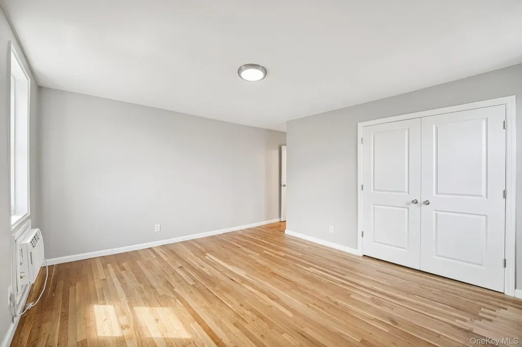 98 Dehaven Drive Yonkers NY 10703