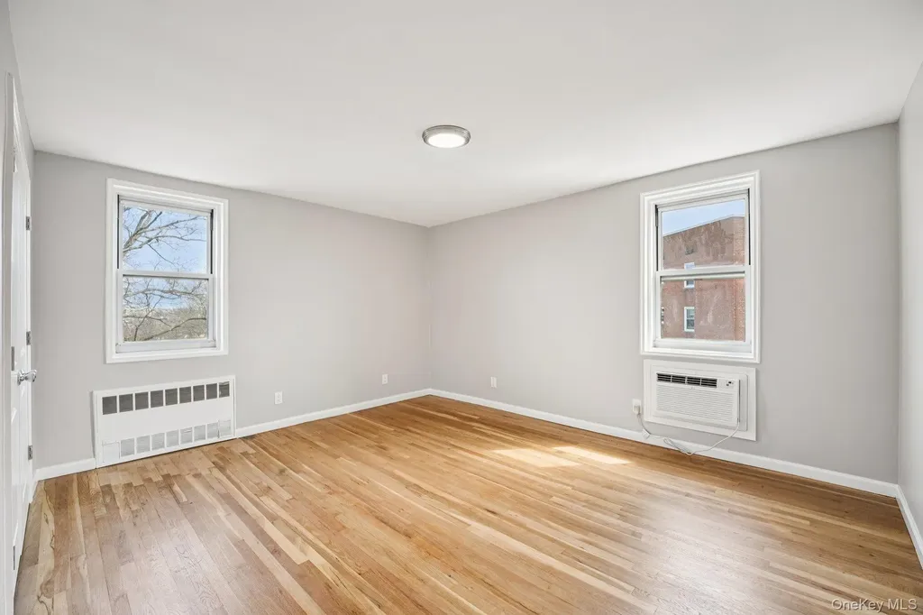 98 Dehaven Drive Yonkers NY 10703