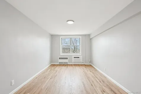 98 Dehaven Drive Yonkers NY 10703