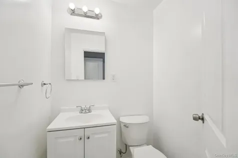 98 Dehaven Drive Yonkers NY 10703