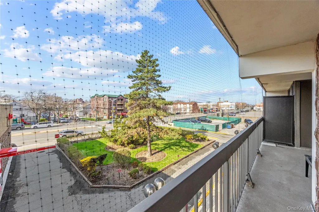150-38 Union Turnpike Flushing NY 11367