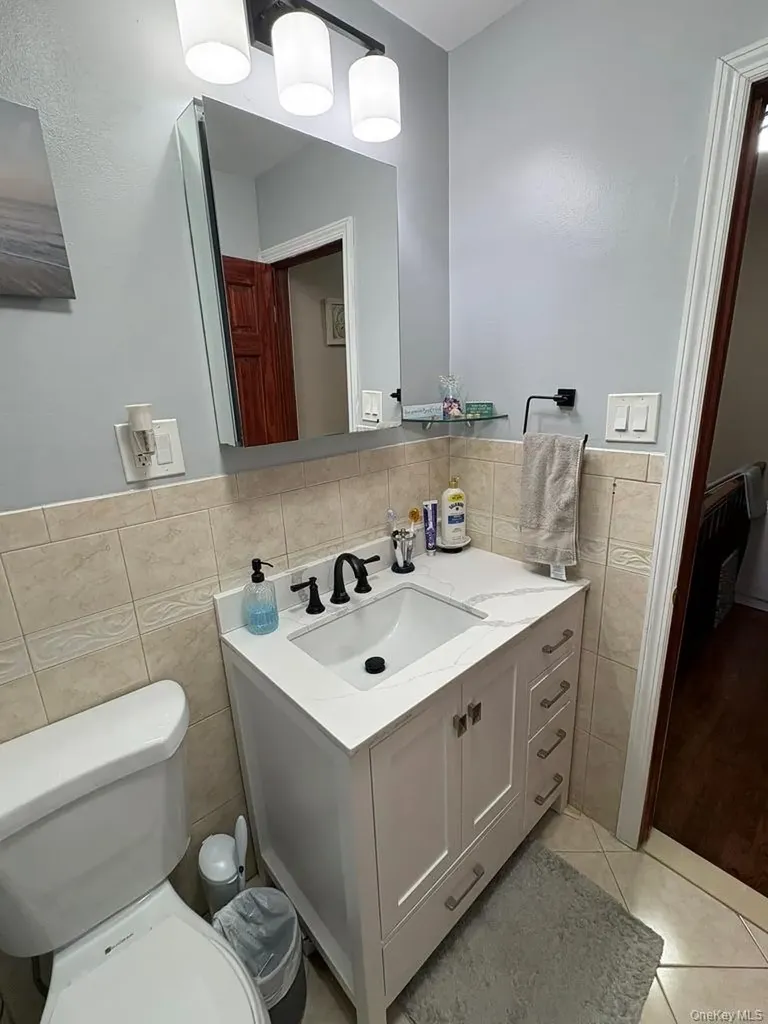 857 Vincent Avenue Bronx NY 10465