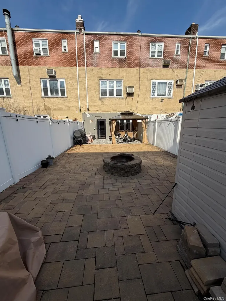 857 Vincent Avenue Bronx NY 10465