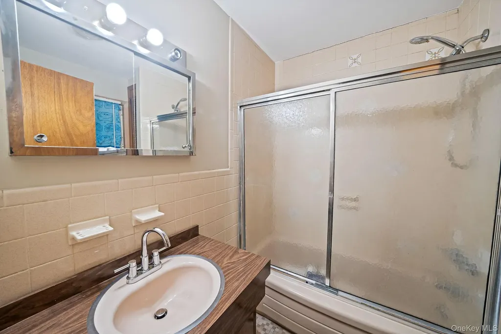 2 Roberts Avenue Mastic Beach NY 11951