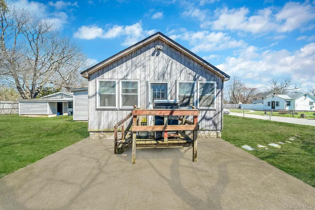 2 Roberts Avenue Mastic Beach NY 11951