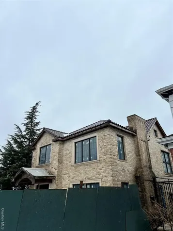 8324 Langdale Street New Hyde Park NY 11040