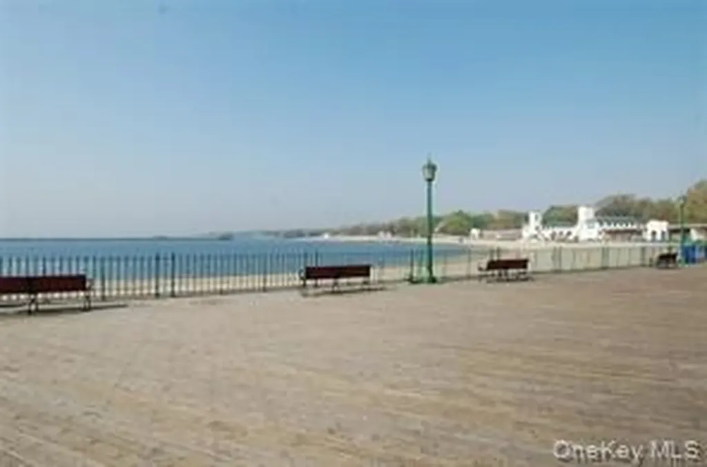 184 Purchase Street Rye NY 10580
