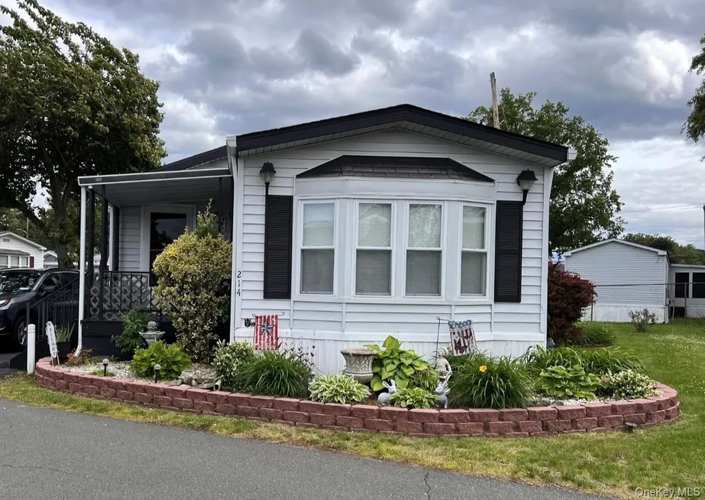214 West Mountainview Mhp Stony Point NY 10980