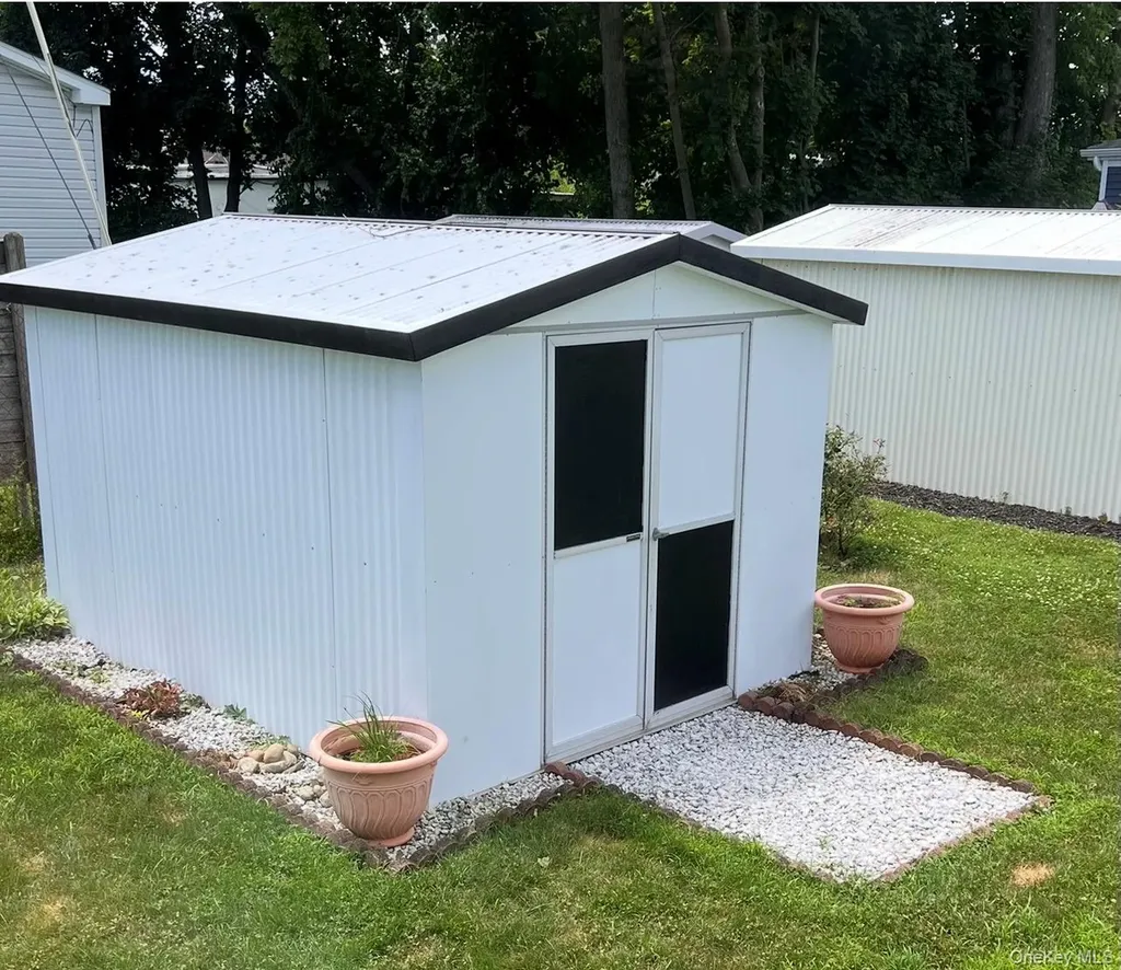 214 West Mountainview Mhp Stony Point NY 10980