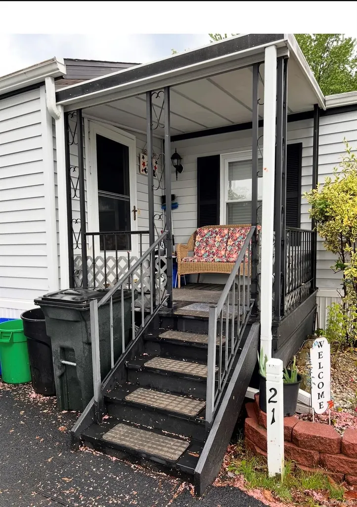 214 West Mountainview Mhp Stony Point NY 10980